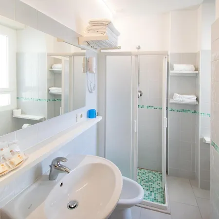 Hotel Ambra 3*