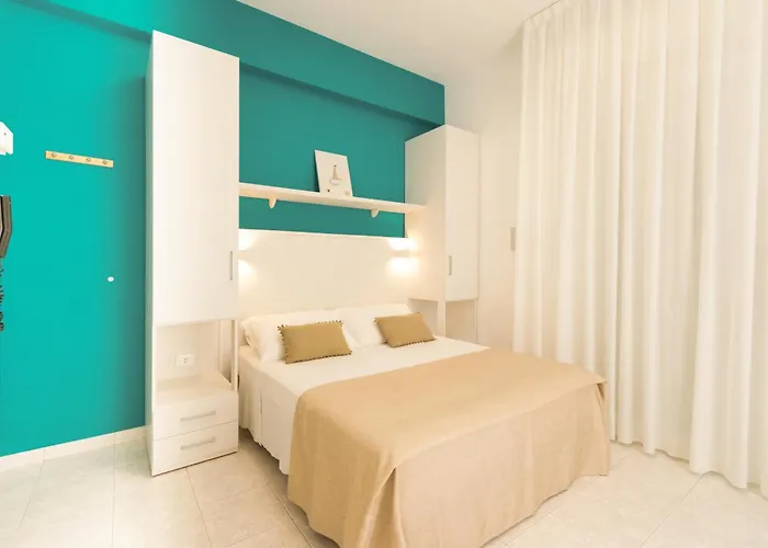 Hotell Ambra 3*