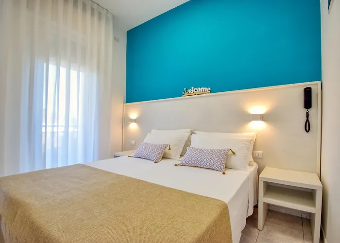 Ambra Hotell 3*