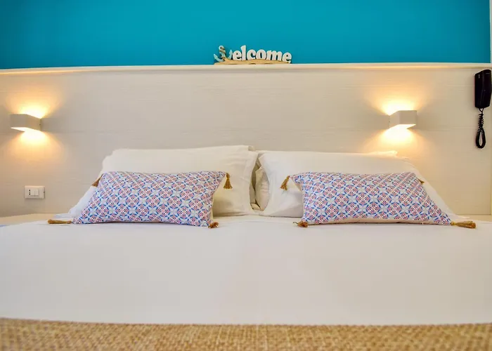 Hotell Ambra 3*